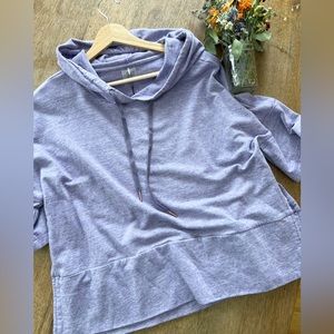 Lavender Calia hooded top, size L